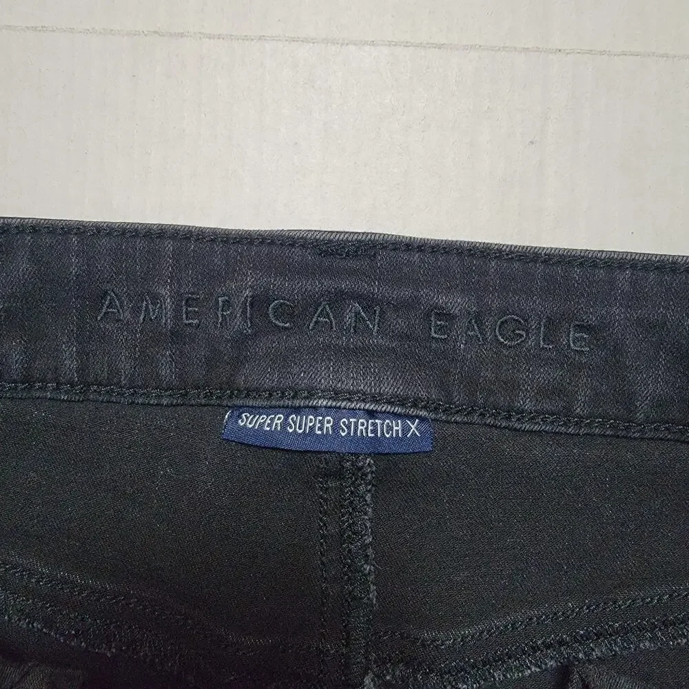 American Eagle Black Embroidered Hi Rise Shorts SZ 10 - Picture 5 of 5